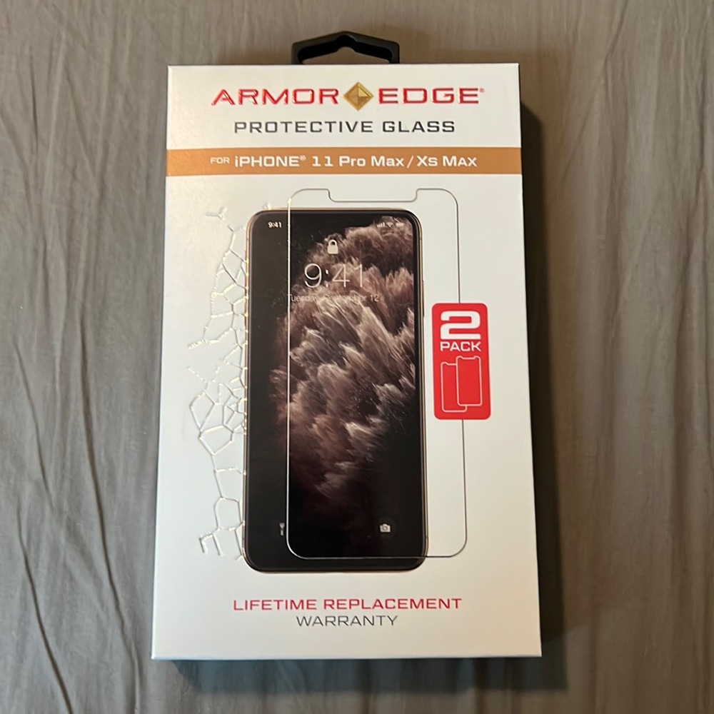 iPhone 11 Pro Max screen protector